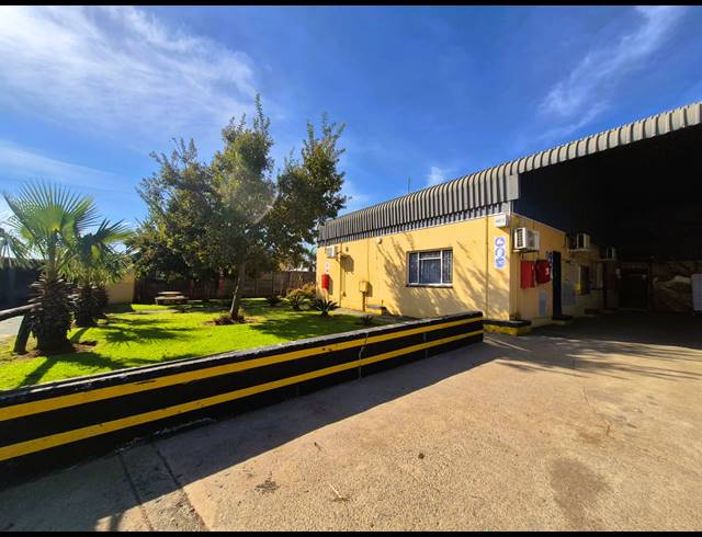 M² FACTORY FOR SALE IN SASOLBURG INDUSTRIAL ZONE 2